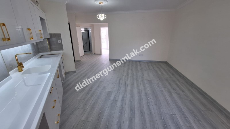  DİDİM EFELER MAHALLESİ HAVUZLU SİTE İÇERİSİNDE SATILIK 2+1 AÇIK MUTFAKLI DAİRE 