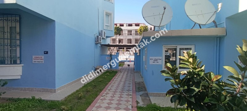  DİDİM EFELER MAHALLESİ HAVUZLU SİTE İÇERİSİNDE SATILIK 2+1 AÇIK MUTFAKLI DAİRE 