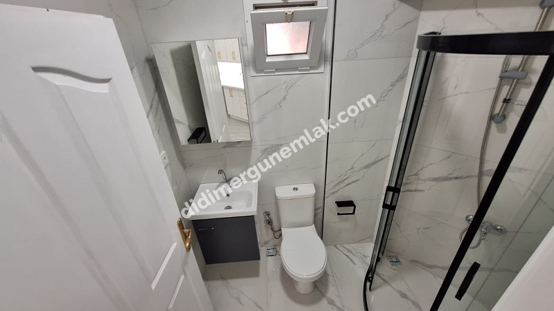  DİDİM EFELER MAHALLESİ HAVUZLU SİTE İÇERİSİNDE SATILIK 2+1 AÇIK MUTFAKLI DAİRE 