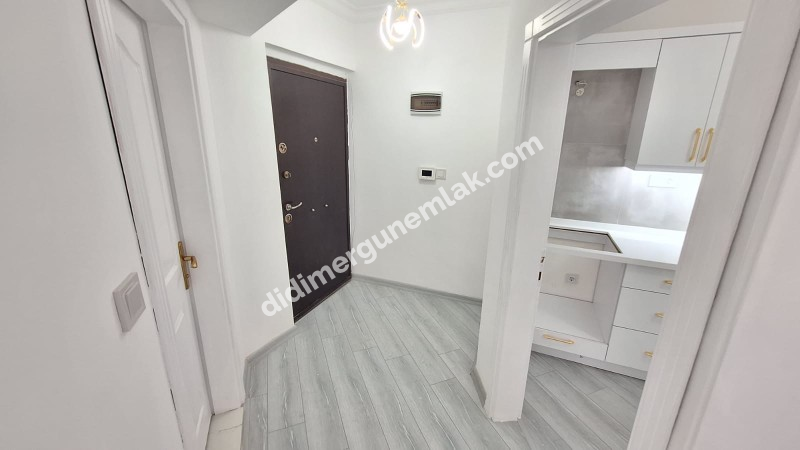  DİDİM EFELER MAHALLESİ HAVUZLU SİTE İÇERİSİNDE SATILIK 2+1 AÇIK MUTFAKLI DAİRE 