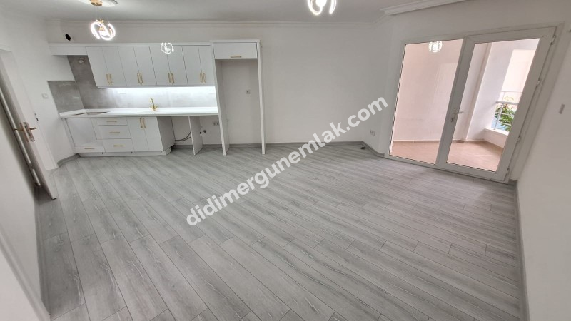  DİDİM EFELER MAHALLESİ HAVUZLU SİTE İÇERİSİNDE SATILIK 2+1 AÇIK MUTFAKLI DAİRE 