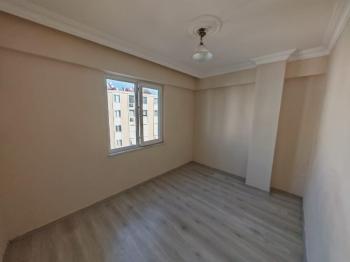 Didim Merkezde Kiralık 3+1 Ayrı Mutfaklı Daire