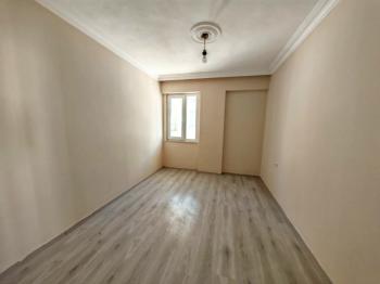 Didim Merkezde Kiralık 3+1 Ayrı Mutfaklı Daire