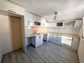 Didim Merkezde Kiralık 3+1 Ayrı Mutfaklı Daire