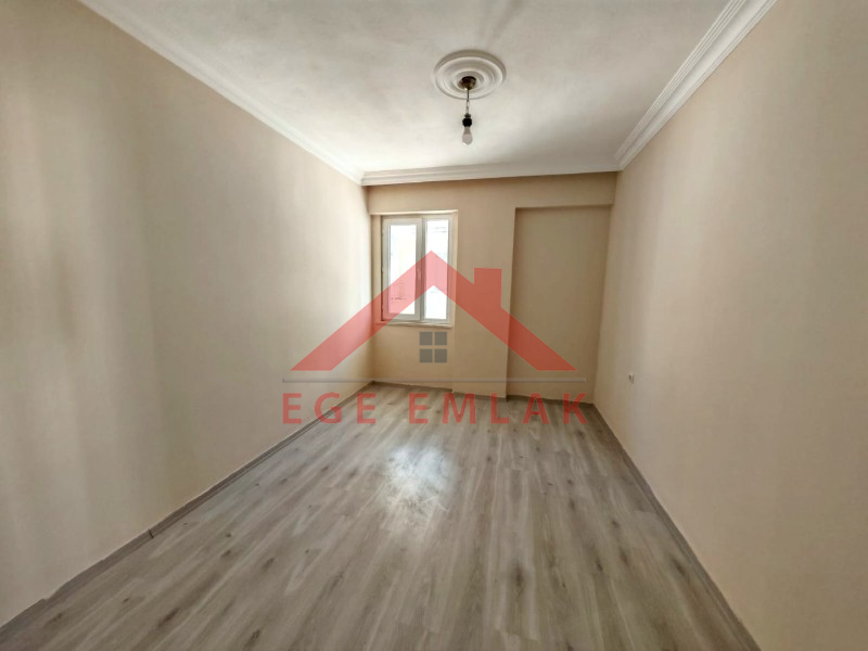 Didim Merkezde Kiralık 3+1 Ayrı Mutfaklı Daire