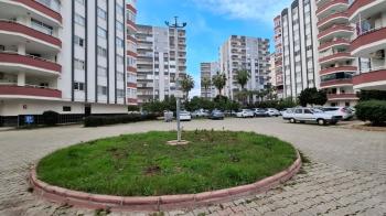 Elmas’tan Menteş’te Cepheleri Açık Ferah Geniş Metraj 3+1