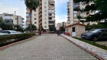 Elmas’tan Menteş’te Cepheleri Açık Ferah Geniş Metraj 3+1