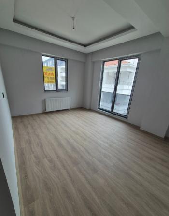 GÜVENAY - ÇORUM ÇEPNİ MAH. FEN LİSESİ BÖLGESİ SIFIR 2+1 KİRALIK DAİRE