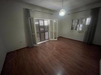 GÖNYELİ'DE İŞ YERİ OLMAYA MÜSAİT İKİZ BAHÇELİ KİRALIK EV