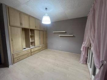 GÖNYELİ'DE İŞ YERİ OLMAYA MÜSAİT İKİZ BAHÇELİ KİRALIK EV