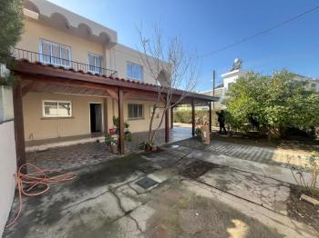 GÖNYELİ'DE İŞ YERİ OLMAYA MÜSAİT İKİZ BAHÇELİ KİRALIK EV