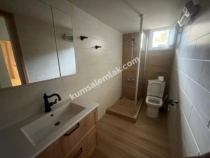 GÖNYELİ'DE İŞ YERİ OLMAYA MÜSAİT İKİZ BAHÇELİ KİRALIK EV