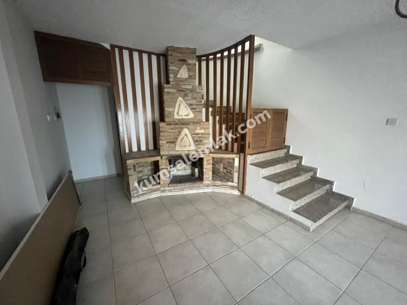 GÖNYELİ'DE İŞ YERİ OLMAYA MÜSAİT İKİZ BAHÇELİ KİRALIK EV