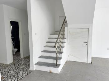 Girne Merkez de Geniş Satılık 3+1 İkiz Villa