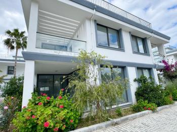 Girne Merkez de Geniş Satılık 3+1 İkiz Villa