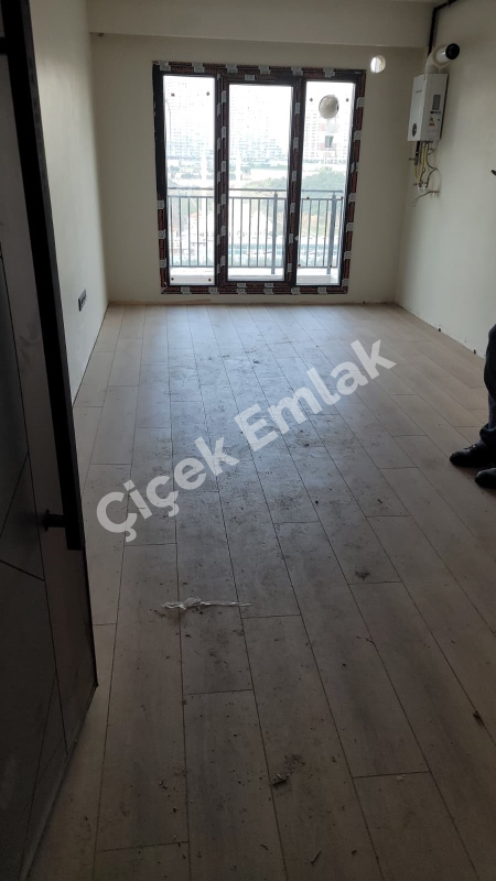 Alibeyköy Cep Otogarı Tramway Durağına Yakın Güvenlikli Site'de 1+1 Arakat Sıfır Satılık Daire