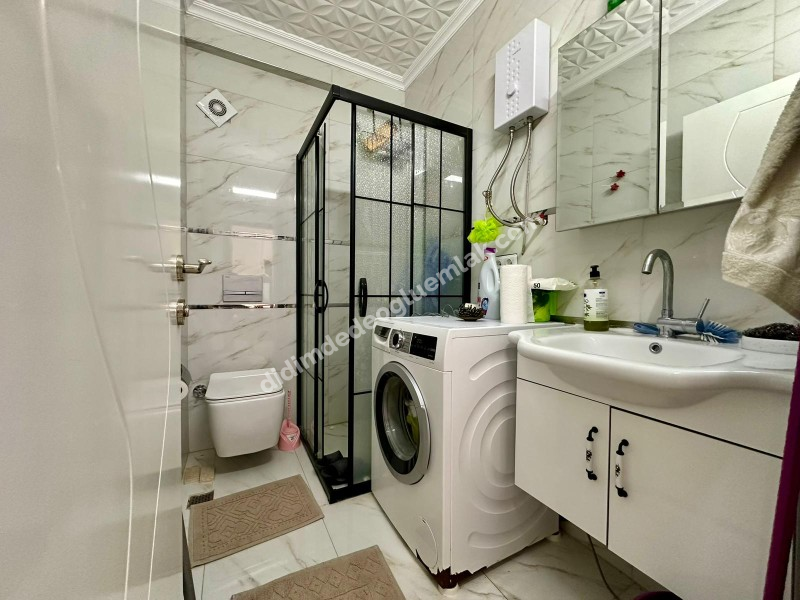 Didim Efelerde Uygun Fiyatlı Ara Kat 2+1 Daire Fırsatı