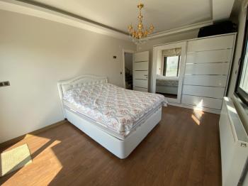 DİDİM ALTINKUM’DA TAM MÜSTAKİL-AYRI MUTFAK-OTO PARKLI 4+1 GENİŞ SATILIK VİLLA