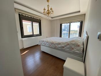 DİDİM ALTINKUM’DA TAM MÜSTAKİL-AYRI MUTFAK-OTO PARKLI 4+1 GENİŞ SATILIK VİLLA