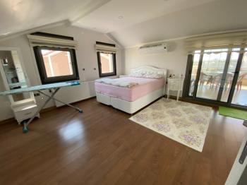 DİDİM ALTINKUM’DA TAM MÜSTAKİL-AYRI MUTFAK-OTO PARKLI 4+1 GENİŞ SATILIK VİLLA