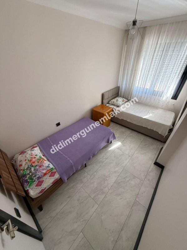ÇAMLIK MAHALLESİNDE DENİZE SADECE 50 METRE MESAFEDE FULL EŞYALI SATILIK FIRSAT 3+1DAİRE!!!