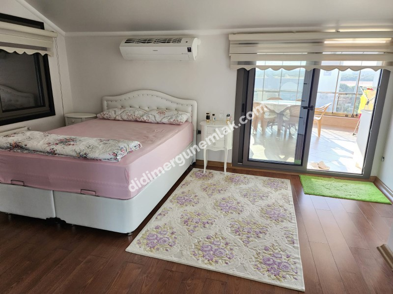 DİDİM ALTINKUM’DA TAM MÜSTAKİL-AYRI MUTFAK-OTO PARKLI 4+1 GENİŞ SATILIK VİLLA