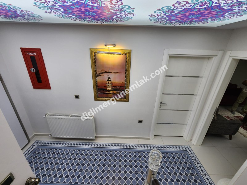 DİDİM ALTINKUM’DA TAM MÜSTAKİL-AYRI MUTFAK-OTO PARKLI 4+1 GENİŞ SATILIK VİLLA