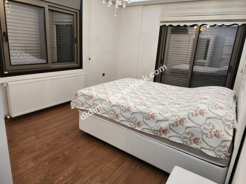 DİDİM ALTINKUM’DA TAM MÜSTAKİL-AYRI MUTFAK-OTO PARKLI 4+1 GENİŞ SATILIK VİLLA