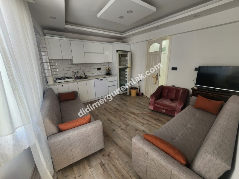 ALTINKUM MALLESİ' NDE DENİZE SADECE 50 METRE MESAFEDE 2+1 FIRSAT DAİRE!
