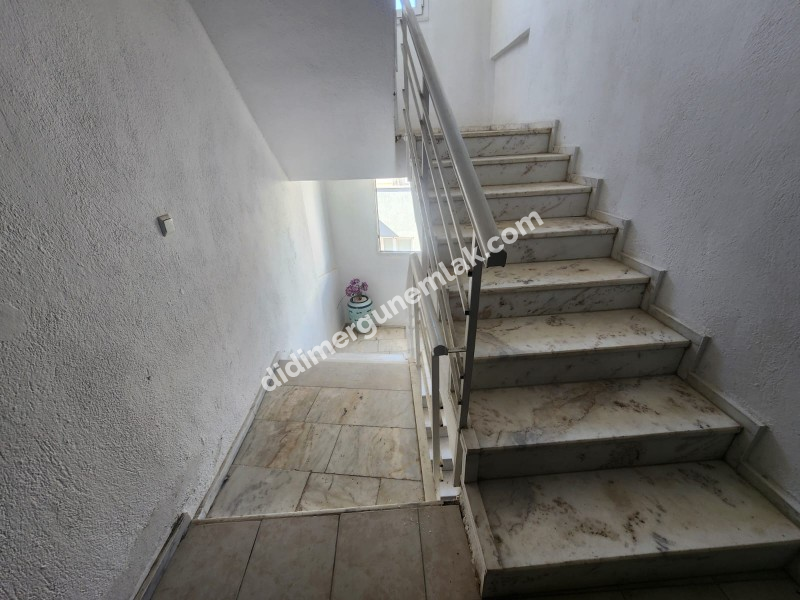 ALTINKUM MALLESİ' NDE DENİZE SADECE 50 METRE MESAFEDE 2+1 FIRSAT DAİRE!