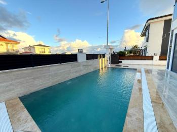 Didim'de Satılık Tam Müstakil 4+1 Villa