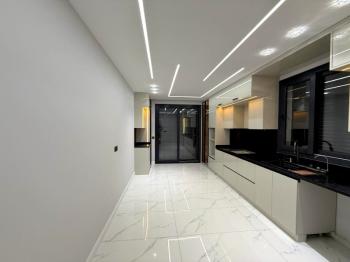 Didim'de Satılık Tam Müstakil 4+1 Villa