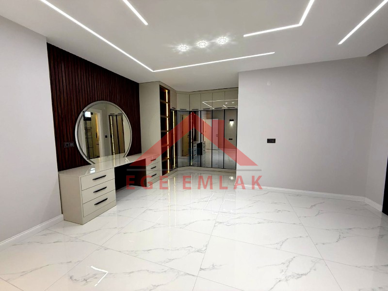 Didim'de Satılık Tam Müstakil 4+1 Villa