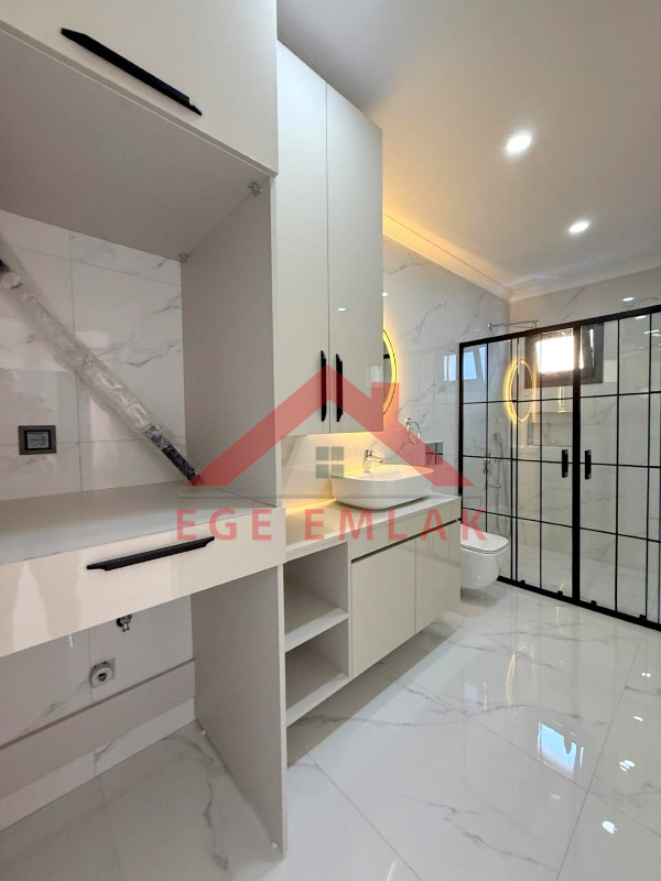 Didim'de Satılık Tam Müstakil 4+1 Villa
