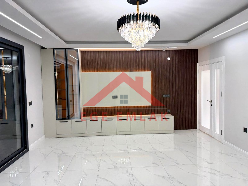 Didim'de Satılık Tam Müstakil 4+1 Villa