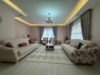 Elmas’tan Yalınayak’ta Merkezi Konumda Cepheleri Açık Geniş 4+1