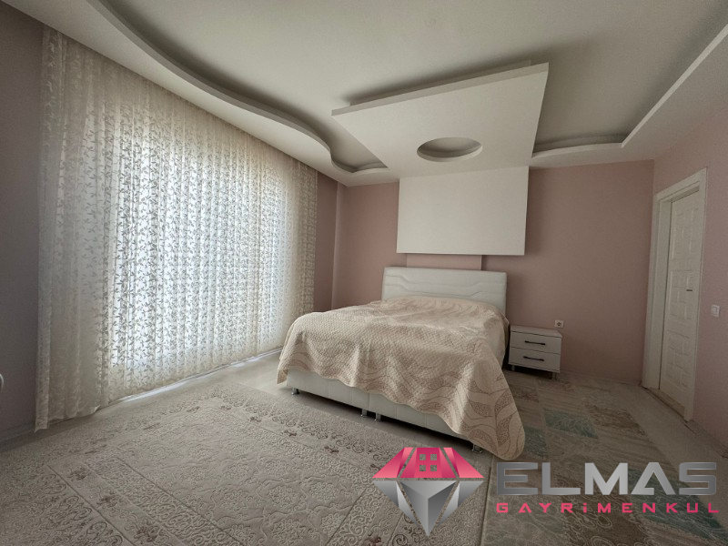 Elmas’tan Yalınayak’ta Merkezi Konumda Cepheleri Açık Geniş 4+1