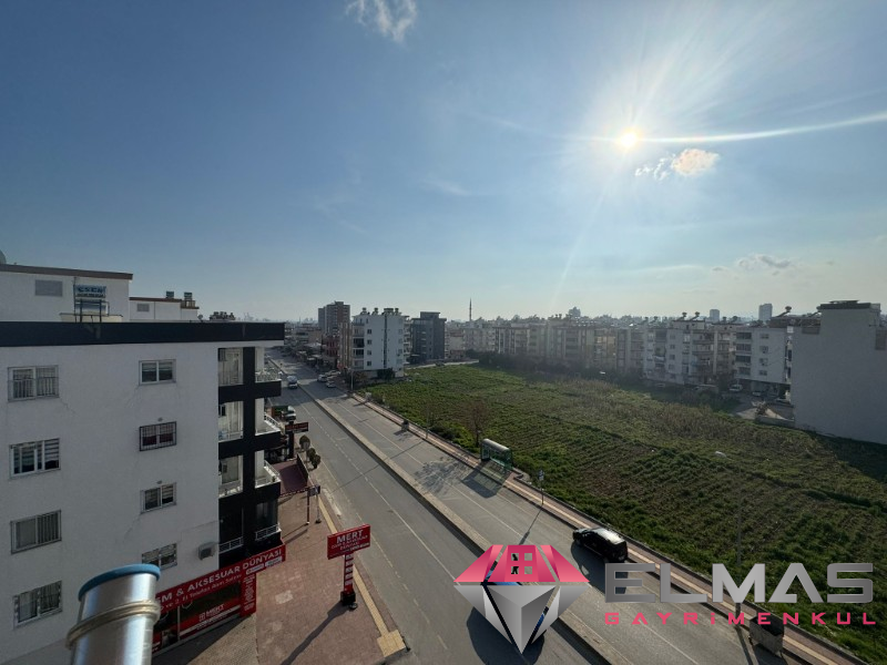 Elmas’tan Yalınayak’ta Merkezi Konumda Cepheleri Açık Geniş 4+1