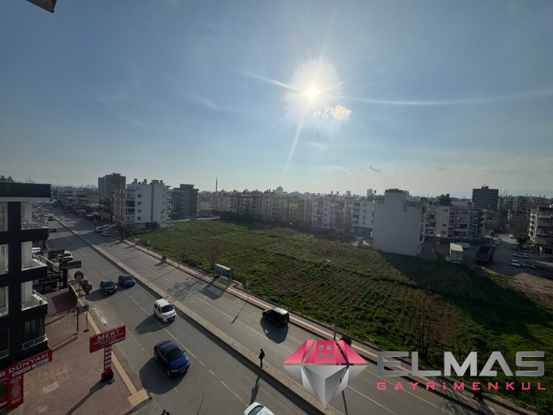 Elmas’tan Yalınayak’ta Merkezi Konumda Cepheleri Açık Geniş 4+1