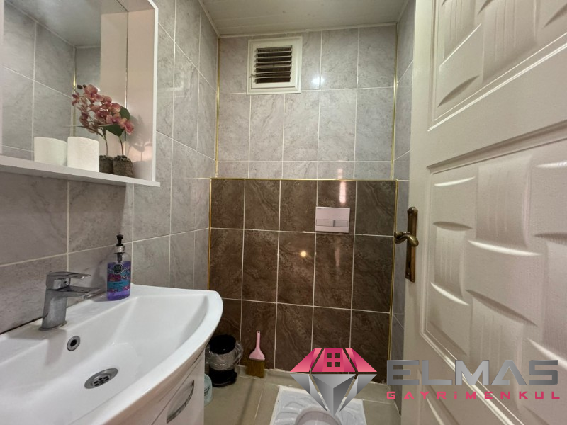 Elmas’tan Yalınayak’ta Merkezi Konumda Cepheleri Açık Geniş 4+1