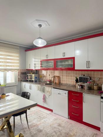 GÜVENAY - ÇORUM ÜÇTUTLAR MAH. TAVUKLUK AHÇILAR MEVKİ 4+1 SATILIK DAİRE