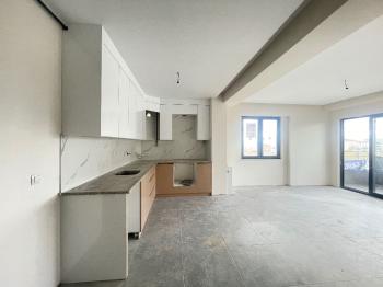 GÜVENAY - ÇORUM BAHÇELİEVLER YAVRUTURNA OKULU CİVARI  2+1 SATILIK SIFIR DAİRE