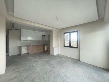 GÜVENAY - ÇORUM BAHÇELİEVLER YAVRUTURNA OKULU CİVARI  2+1 SATILIK SIFIR DAİRE