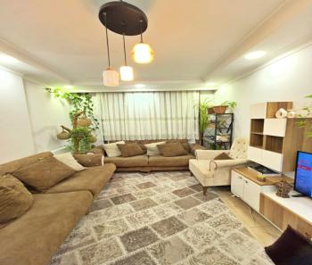 KALE YAPIDAN MERKEZİ KONUMDA ULAŞIMIN DIBINDE SITE İÇİ 2+1 DAİRE