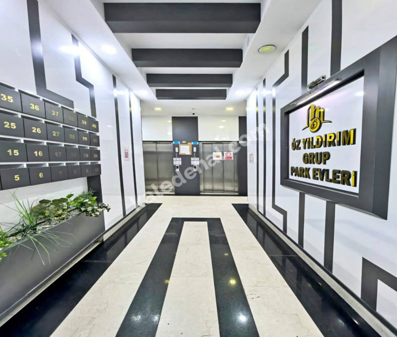 KALE YAPIDAN MERKEZİ KONUMDA ULAŞIMIN DIBINDE SITE İÇİ 2+1 DAİRE