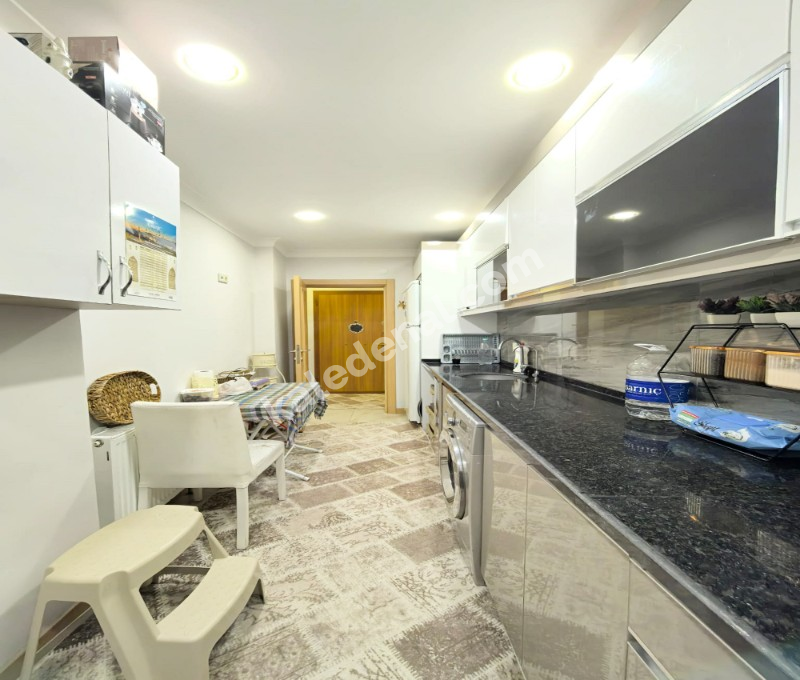 KALE YAPIDAN MERKEZİ KONUMDA ULAŞIMIN DIBINDE SITE İÇİ 2+1 DAİRE