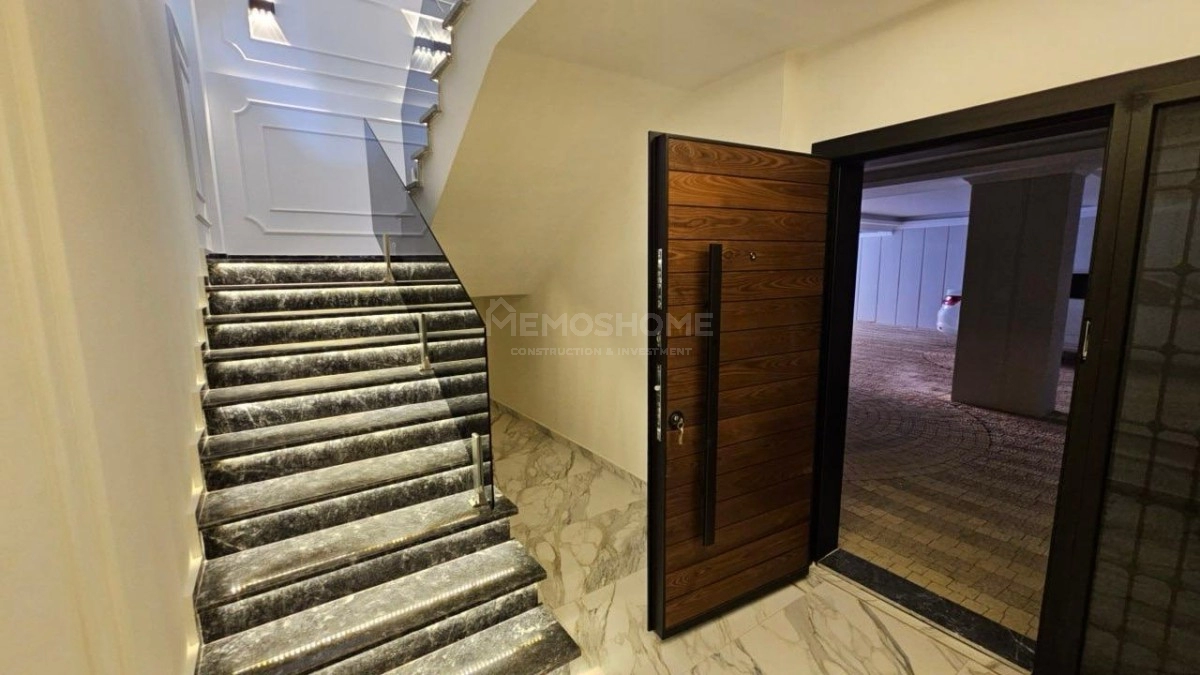 Tepe’de Vatandaşlığa Uygun Lüks Villa