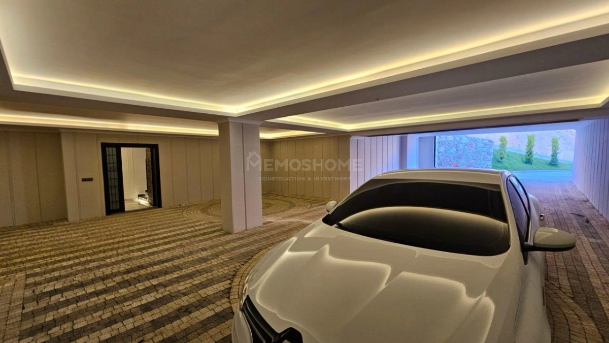 Tepe’de Vatandaşlığa Uygun Lüks Villa