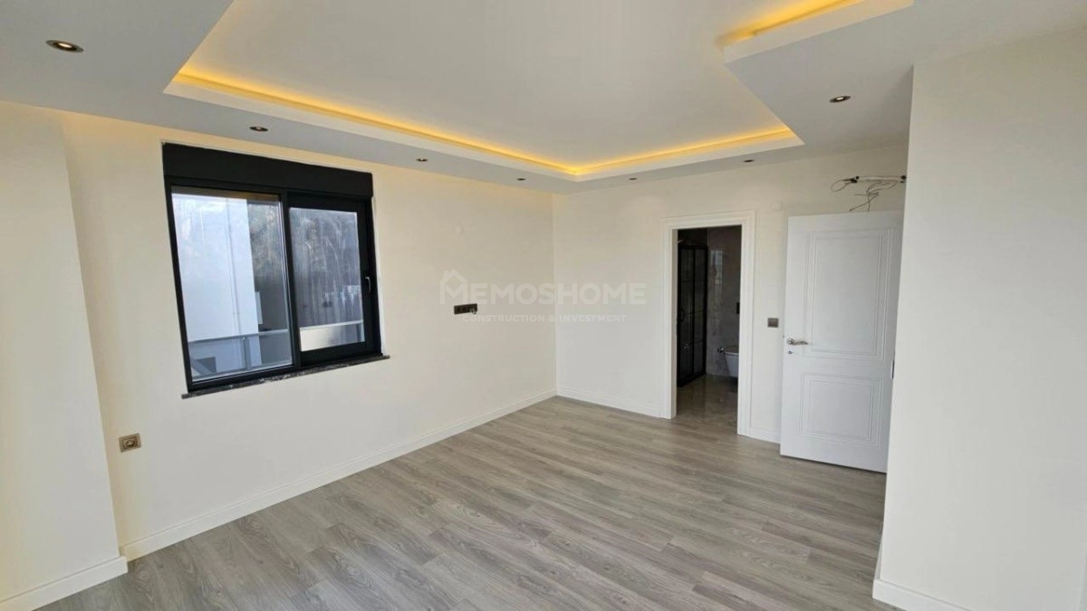 Tepe’de Vatandaşlığa Uygun Lüks Villa