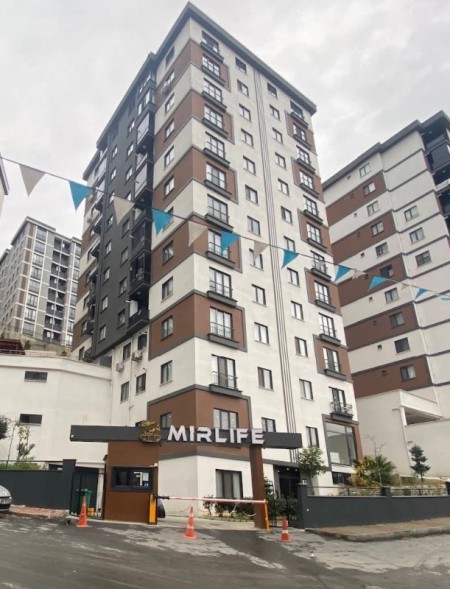 Alibeyköy Cep Otogarına Yakın 2+1 Otoparklı Butik Site'de Satılık Daire